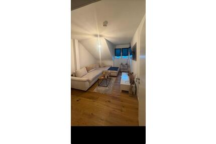 2 Zimmer Wohnung - 1.100,00&nbsp;EUR Kaltmiete, ca.&nbsp; 50,00&nbsp;m&sup2; in Offenbach am Main (PLZ: 63067) Hafen