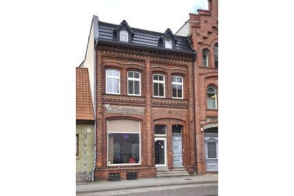 frisch renoviert! große 2-Raumwohnung in zentrumsnaher Lage - Burg