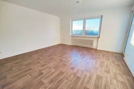 Ab 01.06.2026: 3-Zimmer im 3. Obergeschoss mit tollem Ausblick und saniertem Bad! - Bad Gandersheim