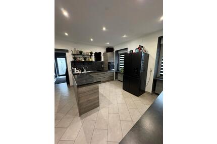 5ZKB Einfamilienhaus zur Miete oder Kauf! Schoeneck Grenze - Saarbrücken West