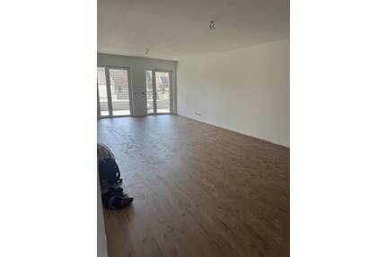 Exklusive 3-Zimmer Wohnung im Herzen von St. Ingbert mit grünem Innenhof und großer Loggia - Sankt Ingbert