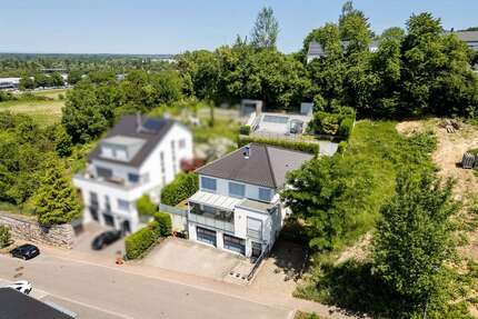 Haus zum Kaufen in Sinzheim 1.100.000,00 € 260 m²