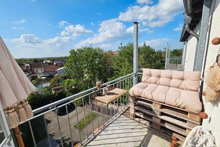 Wundervolle 2-Raum Wohnung mit Balkon und Stellplatz - Calbe (Saale)