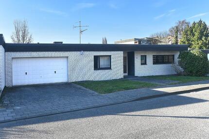 Eleganter Bungalow mit Doppelgarage in Mönchengladbach