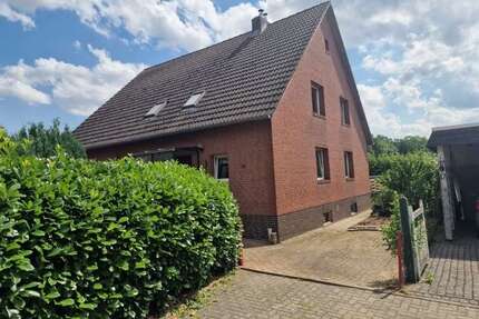 Haus zum Kaufen in Dettum 179.000,00 € 175 m²