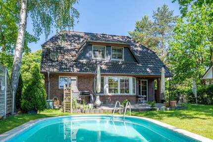 Haus zum Kaufen in Falkensee 1.025.000,00 € 145.36 m²