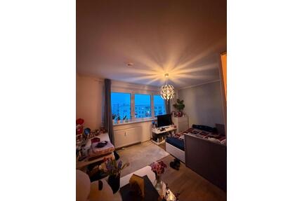 Nachmieter für 1-Raum-Wohnung ab 01.06.2026 (teilweise möbliert) - Stralsund Langendorfer Berg