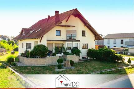 Haus zum Kaufen in Schwandorf Niederhof 819.000,00 € 418 m² - Schwandorf / Niederhof