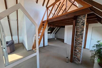 Maisonette mit Loftcharakter, Galerie und Carport in Alt-Erkrath