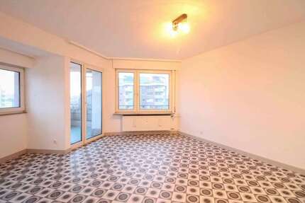 Wohnung zum Kaufen in Stuttgart 160.000,00 € 52.22 m²