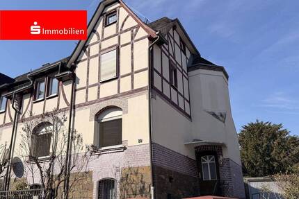 Kernstadt-Lage: Wohnen und mehr - Fachwerkidyll auf einem 292 m² großen Grundstück! - Herborn