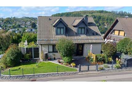 Haus zum Kaufen in Engelskirchen 465.000,00 € 140 m²