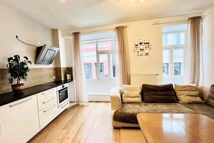 Schöne loftartige 2-Zimmerwohnung in der Altstadt von Schorndorf