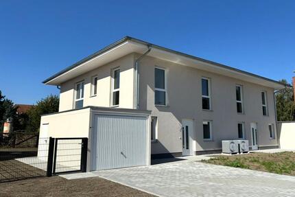 Neubau-DHH am See | Nähe Berlin | sofort bezugsfertig