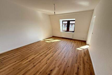 Lichtdurchflutete 3-Zimmer-Mansardwohnung im denkmalgeschützten Altbau - frisch saniert mit 69 m² - Dresden Friedrichstadt