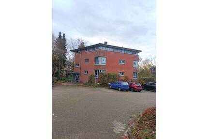 Dreizimmerwohnung mit Balkon - 907,00&nbsp;EUR Kaltmiete, ca.&nbsp; 79,00&nbsp;m&sup2;&nbsp;Wohnfl&auml;che in Buchholz in der Nordheide (PLZ: 21244)