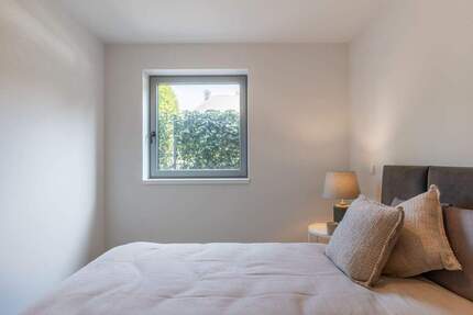 SEMI - FURNISHED - Teilmöblierte 2-Zimmer-Terrassenwohnung am Isarhochufer - München Untergiesing-Harlaching