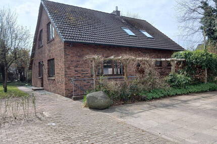 EFH Betriebsinhaberwohnung mit Gewerbegrundstück - Büdelsdorf