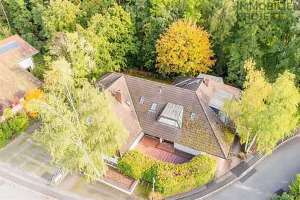 Haus zum Kaufen in Ahorn 939.000,00 € 576.38 m²