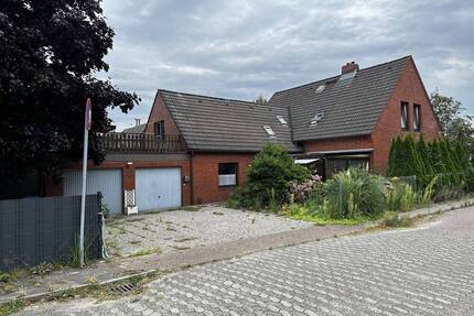 Reserviert! Mehrfamilienhaus in Cuxhaven - Cuxhaven / Altenwalde
