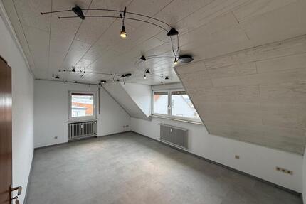 Gepflegte 5 Zimmer Wohnung in Linden Leihgestern Küche Zentral