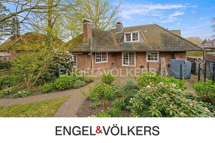 Großzügiges Einfamilienhaus mit Pool und Weitblick - Norderstedt Garstedt