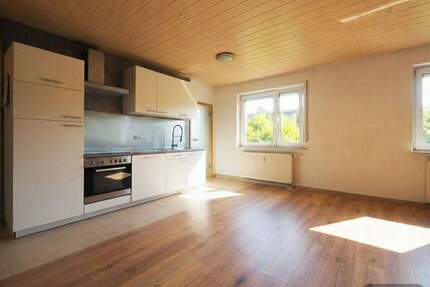 Wohnen am Saarbrücker Rastpfuhl - lichtdurchflutete 3-Zimmer-Wohnung mit Balkon - Saarbrücken Malstatt