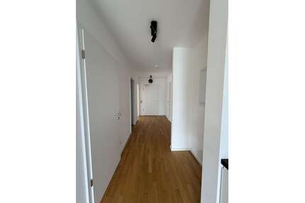 Wohnung zum Mieten in Bergisch Gladbach 1.250,00 € 74.6 m²