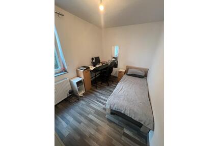 Zimmer in einer 2er WG (Innenstadt Bester Lage für Studenten) - Göttingen Oststadt