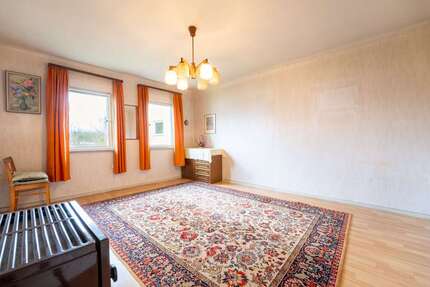 Haus zum Kaufen in Stuttgart - Weilimdorf 580.000,00 € 122 m²