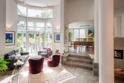 Haus zum Kaufen in Husum-Schobüll 1.375.000,00 € 238.77 m²