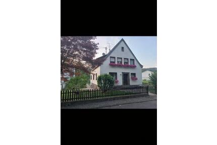 5 Zimmer Wohnung mit Gartennutzung im schönen Ehreshoven - Engelskirchen