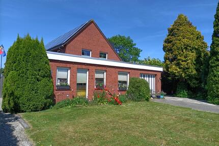 Wohnhaus mit großem Mehrwert! - 449.000,00&nbsp;EUR Kaufpreis, ca.&nbsp; 245,00&nbsp;m&sup2; in Hage (PLZ: 26524)