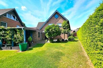 Haus zum Mieten in Bedburg-Hau 1.550,00 € 140 m²