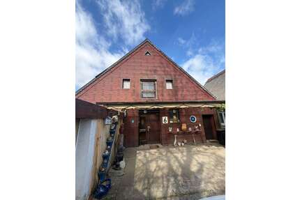 Haus zum Kaufen in Loxstedt 149.000,00 € 197 m²