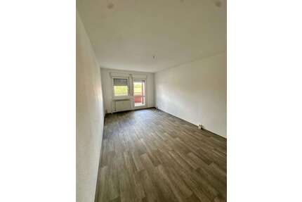 Wohnung zum Mieten in Schwarzheide 407,68 € 62.72 m²