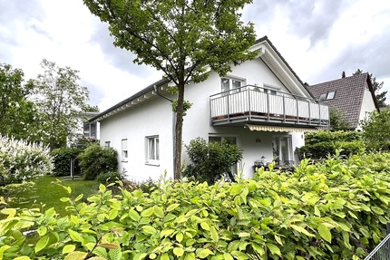 Freistehendes Ein- Zweifamilienhaus auf sonnigem Gartengrundstück mit viel Potenzial in Ottobrunn
