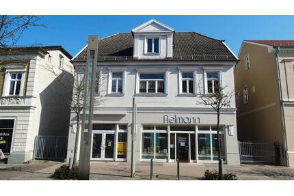 3-Raum Wohnung nähe Markt - 600,00&nbsp;EUR Kaltmiete, ca.&nbsp; 89,00&nbsp;m&sup2; in Neustrelitz (PLZ: 17235)