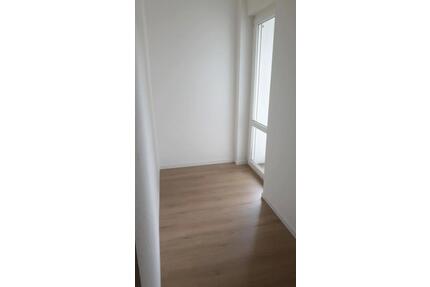 2 Raum Wohnung - 320,00&nbsp;EUR Kaltmiete, ca.&nbsp; 56,00&nbsp;m&sup2; in Schmölln (PLZ: 04626)