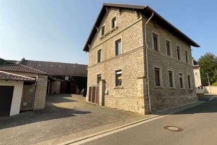 Haus zum Kaufen in Essenheim 645.000,00 € 245.48 m²