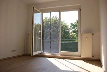 Wohnung zum Mieten in Naumburg (Saale) 350,00 € 50.87 m²