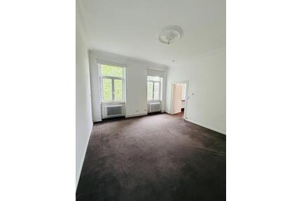 2 Zimmerwohnung - Top Lage in Mainzer Altstadt - Altbau