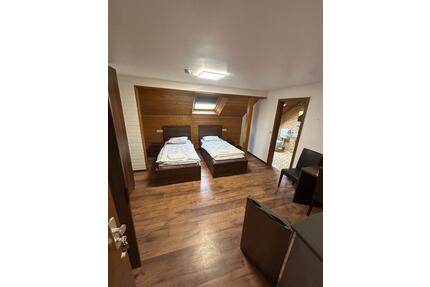 Zimmer mit gemeinsamen Küche - 500,00&nbsp;EUR Kaltmiete, ca.&nbsp; 25,00&nbsp;m&sup2; in Neuwied (PLZ: 56564)