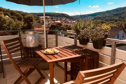 schöne 3 Zimmer Wohnung Dachgeschosswohnung - Hann. Münden