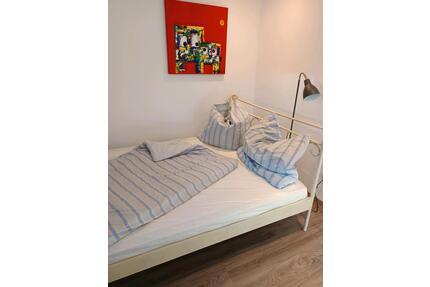Ferienwohnung FeWo Fee Detmold - 38,00&nbsp;EUR Kaltmiete, in Detmold (PLZ: 32760) Hiddesen