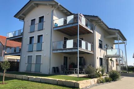 Top Maisonette-Wohnung mit zwei Balkone, Garage, Außenstellplatz und moderner Einbauküche (WHG 04) - Massing