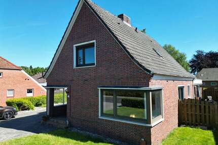 Haus zum Kaufen in Moormerland 219.000,00 € 169 m²