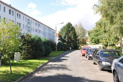 sanierte 1-Raum Wohnung mit Einbauküche Tageslichtbad ab sofort - Bad Lausick