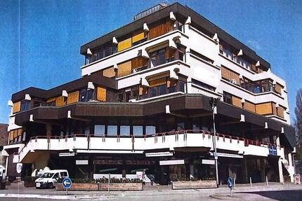 Ganze Etage (3. OG) im 