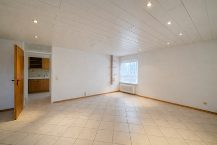 Wohnung zum Kaufen in Karlsruhe 299.000,00 € 81 m²